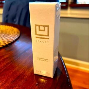 BNIB U beauty resurfacing serum.